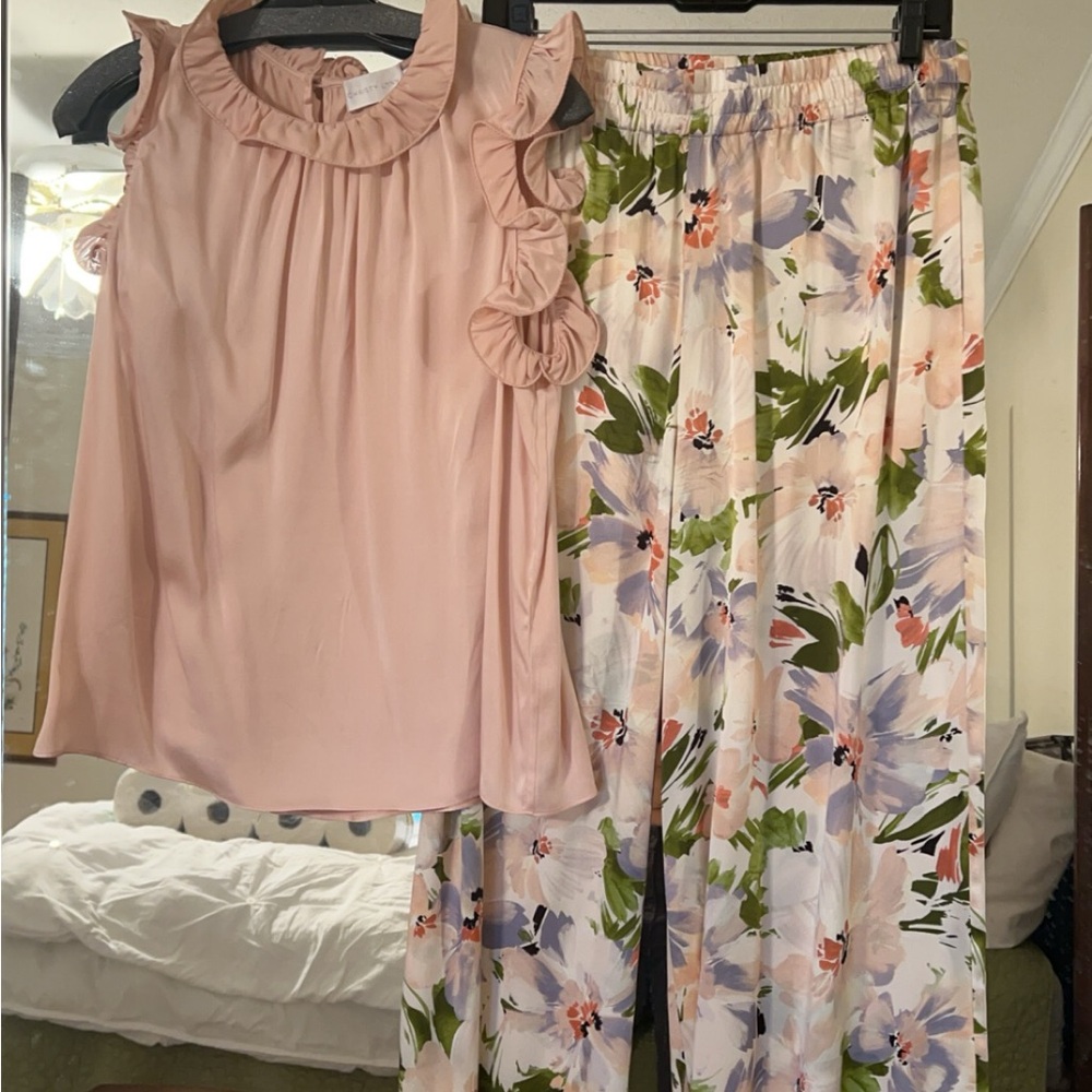 Christy Lynn silk top. Worn once. Size LG. Zero imperfections